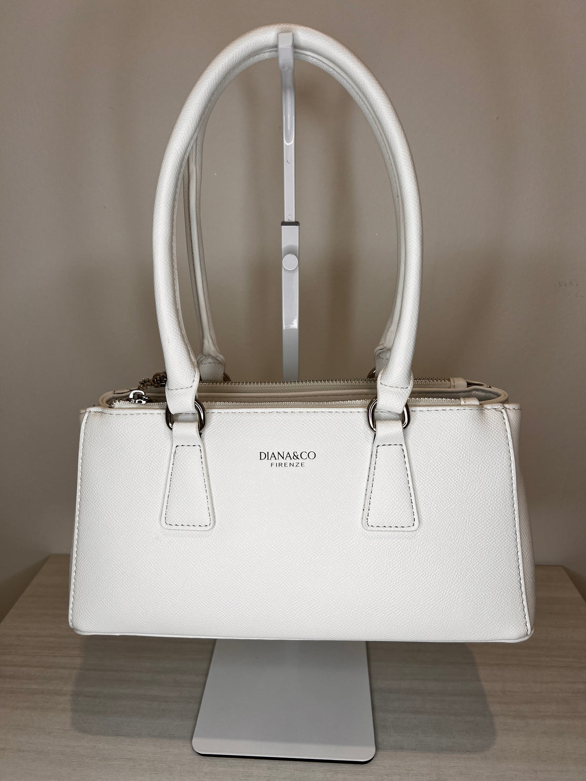 Bauletto Diana&Co con tracolla, interno