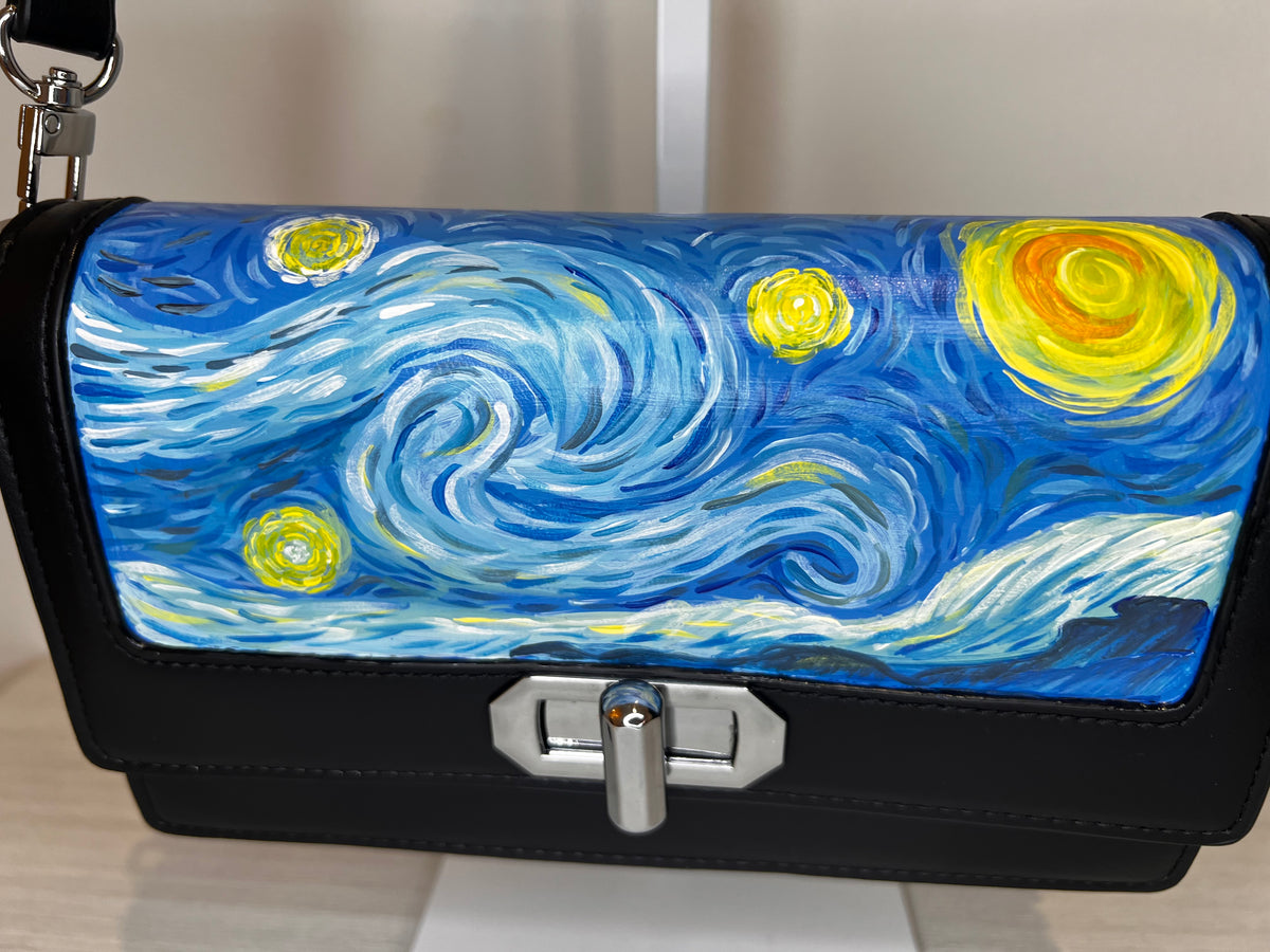 Pochette dipinta a mano con “notte stellata” , Regina Schrecker con tracolla
