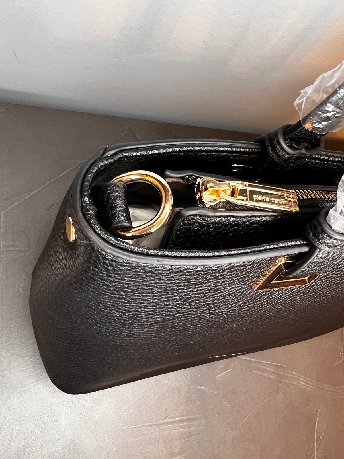 Borsa a tracolla Pierre Cardin nera, interno